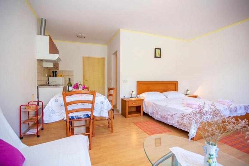 Apartment Varezic Стон Экстерьер фото