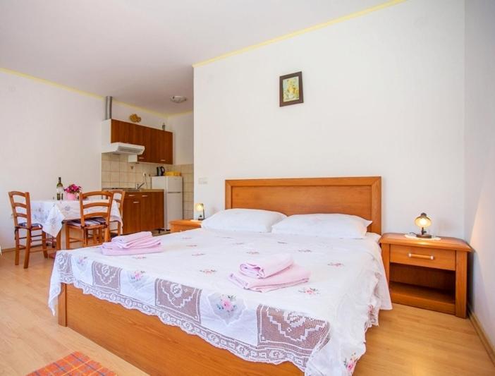 Apartment Varezic Стон Экстерьер фото