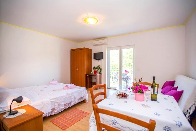 Apartment Varezic Стон Экстерьер фото
